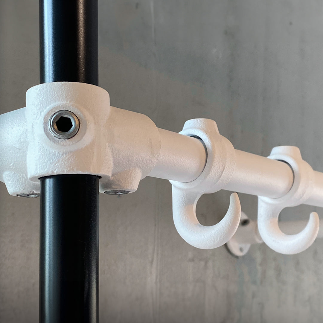 90-graders Krok vit - 27 mm